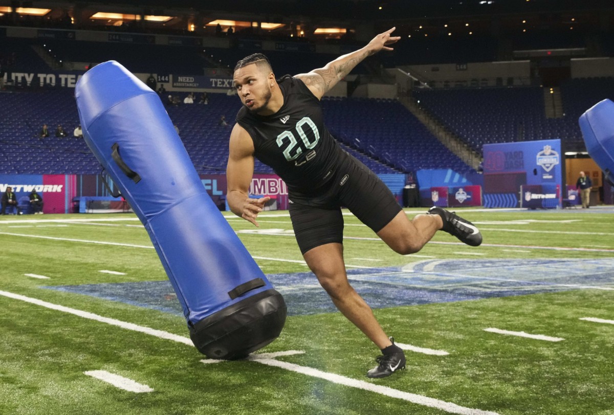 Florida State EDGE Jermaine Johnson II works at NFL Combine